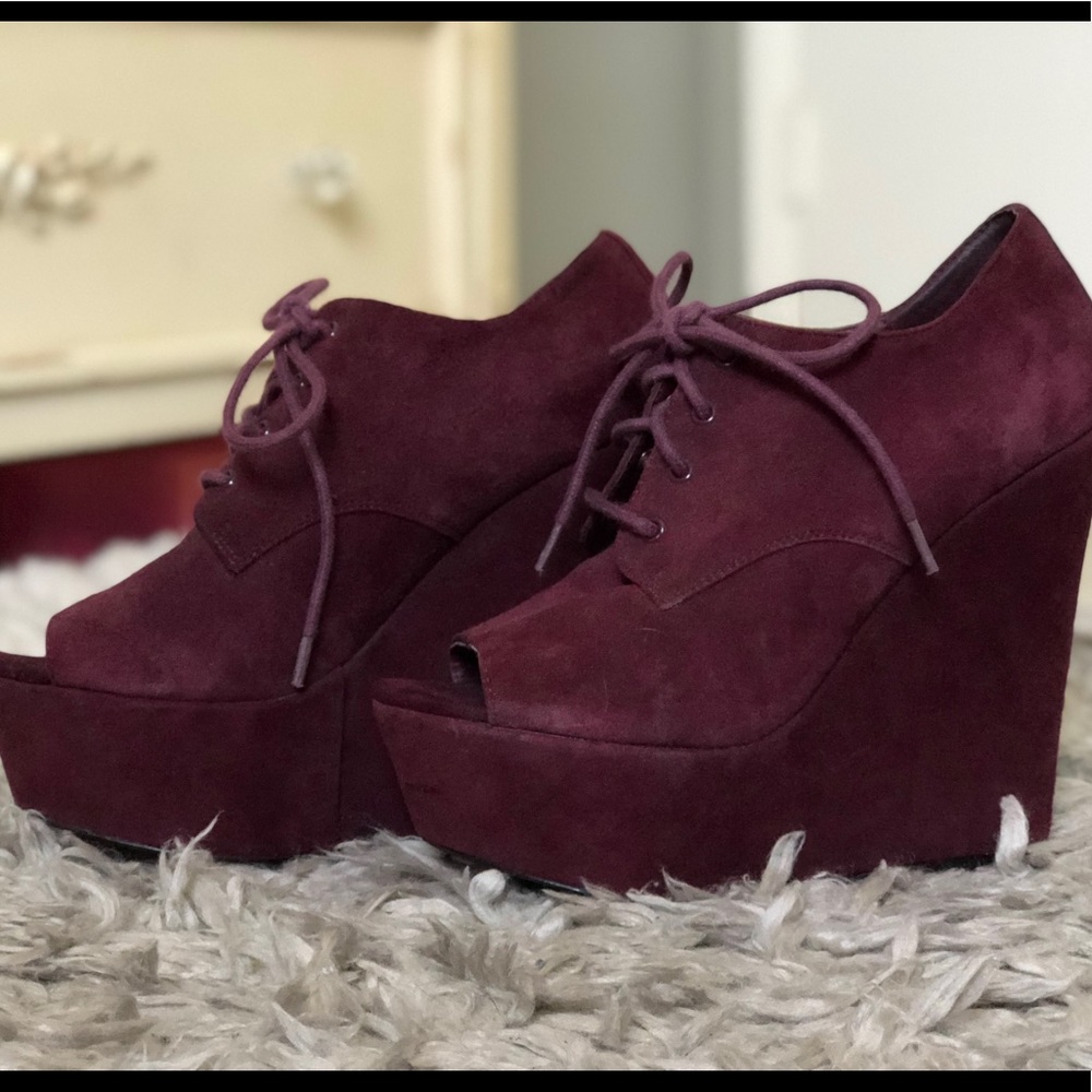 Steve Madden Suede Peep Toe Wedge